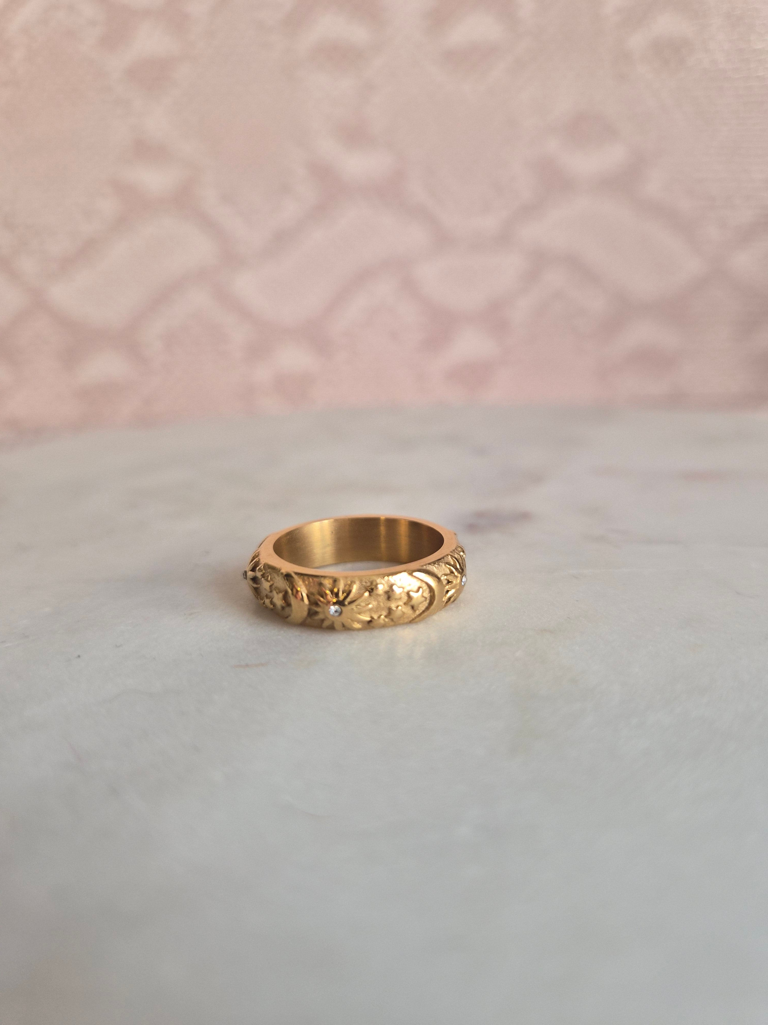 Sun and moon ring